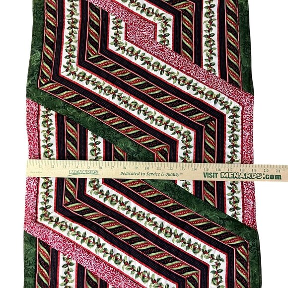 Handmade Christmas Table Runner 19x57 Holiday Decor Used Quilted Reversible - Picture 10 of 16